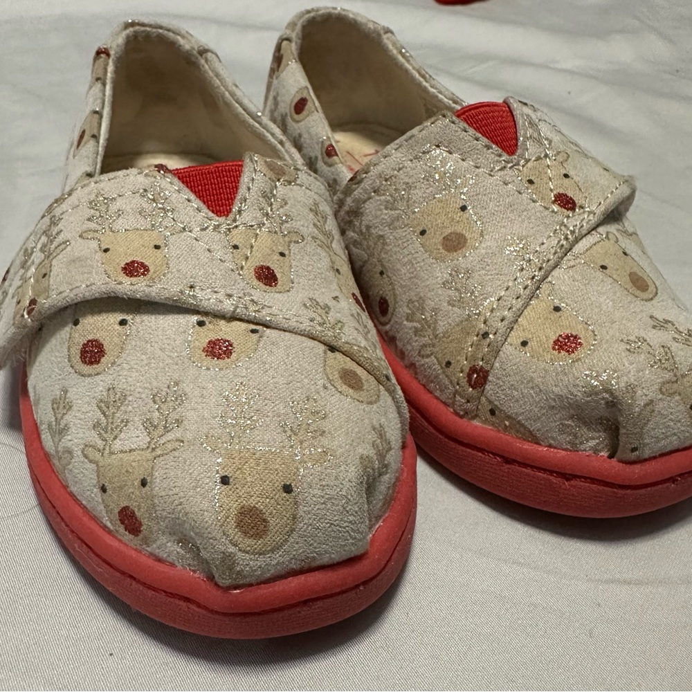 Tom’s Holiday Reindeer shoes 🦌🎄